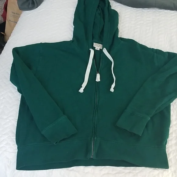 J. Crew Vintage Fleece in Green - Picture 1 of 5